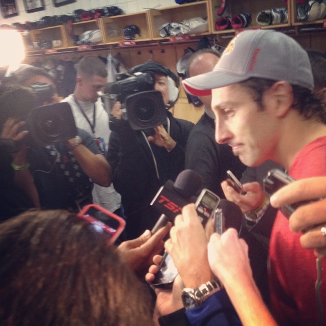 Roberto Luongo was pretty popular after the #flapanthers 5-3 win over the #NjDevils